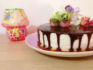 Йогуртовый торт с черной смородиной / Yogurt cake with black currant