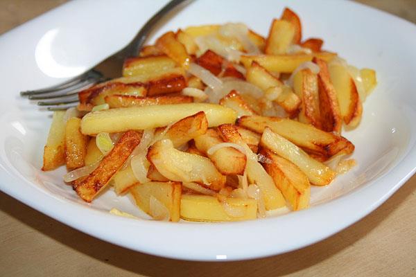 Как вкусно пожарить картошку