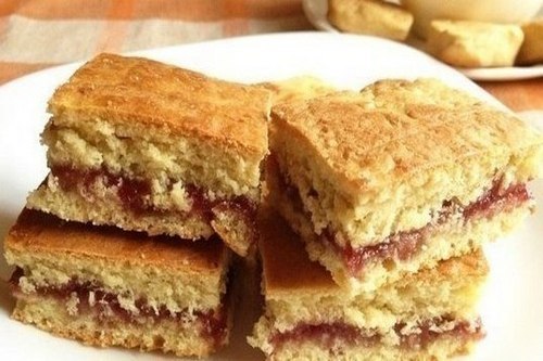 Домашнее печенье на кефире с вареньем