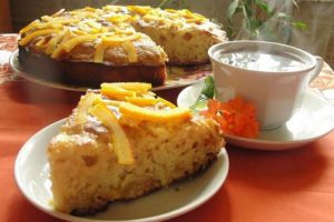 Бисквит с апельсиновым соком и цедрой в мультиварке