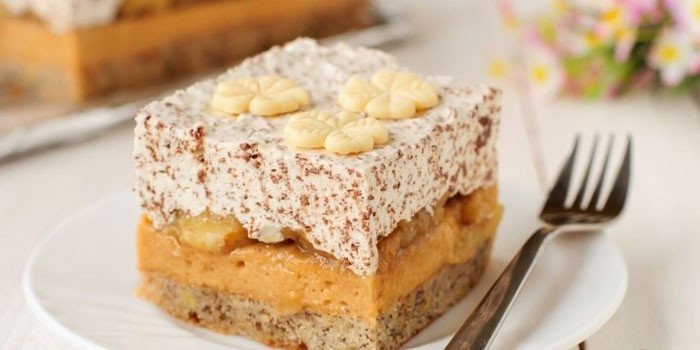Торт с банановой начинкой