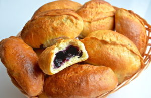 Пирожки с черникой